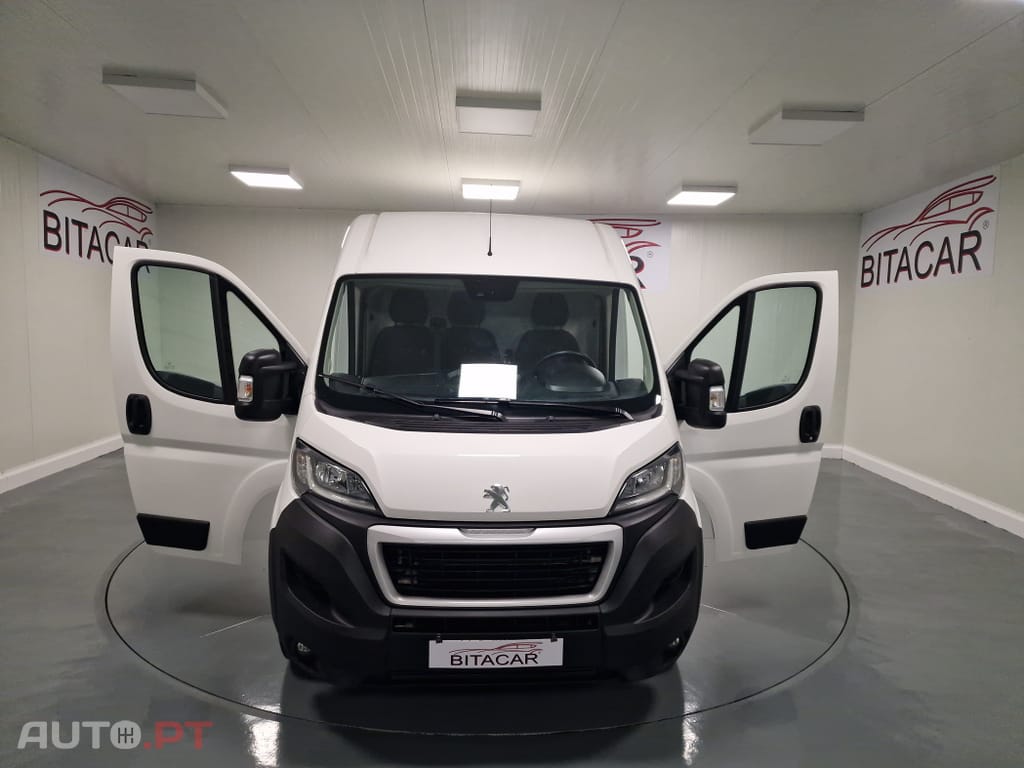Peugeot Boxer 2.2 BlueHDi 335 L2H2 Pro GPS CAM. TRASEIRA IVA DEDUTIVEL
