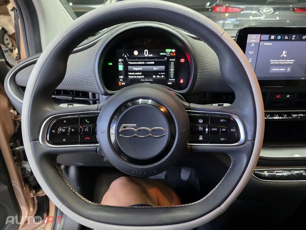 Fiat 500e La Prima
