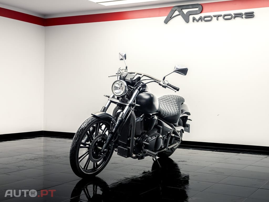 Kawasaki VN 900 CUSTOM Special Edition