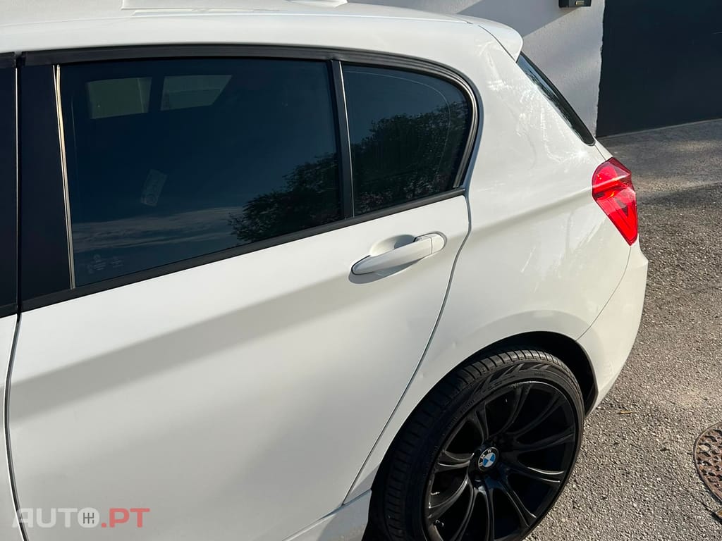 BMW 116 116d Sport Line (F20 LCI)