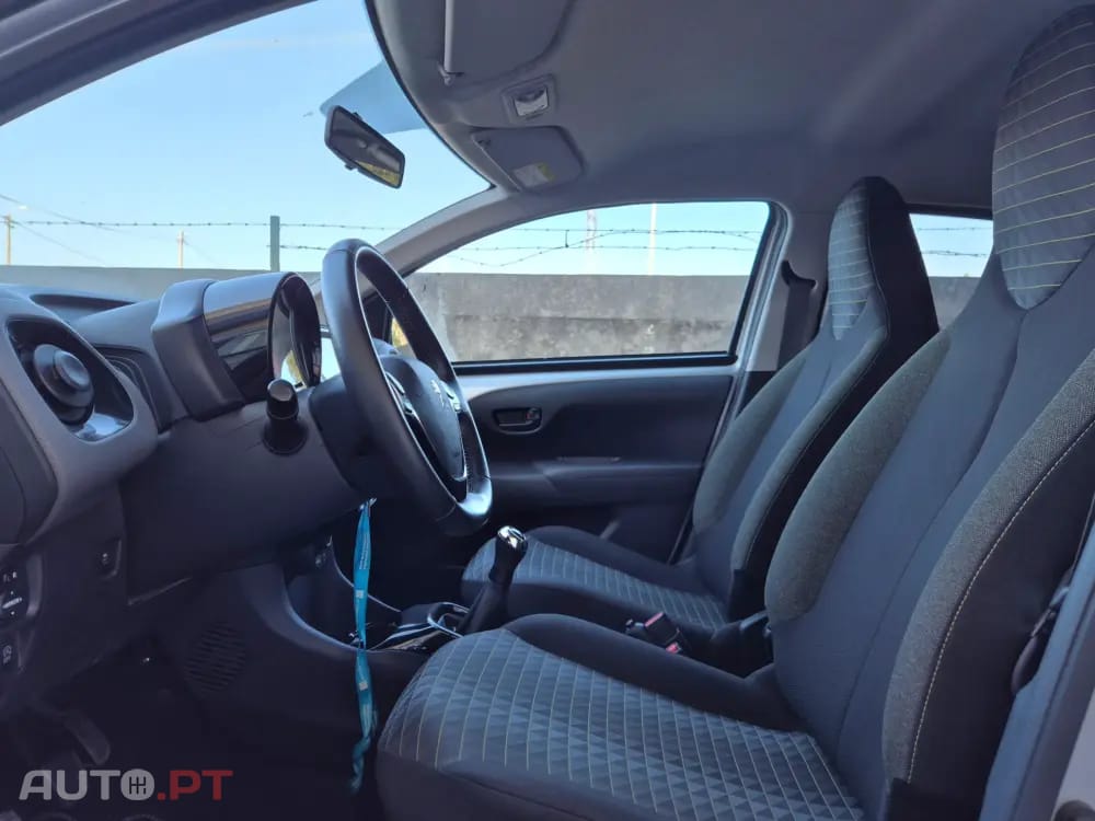 Peugeot 108 1.0 VTi Style