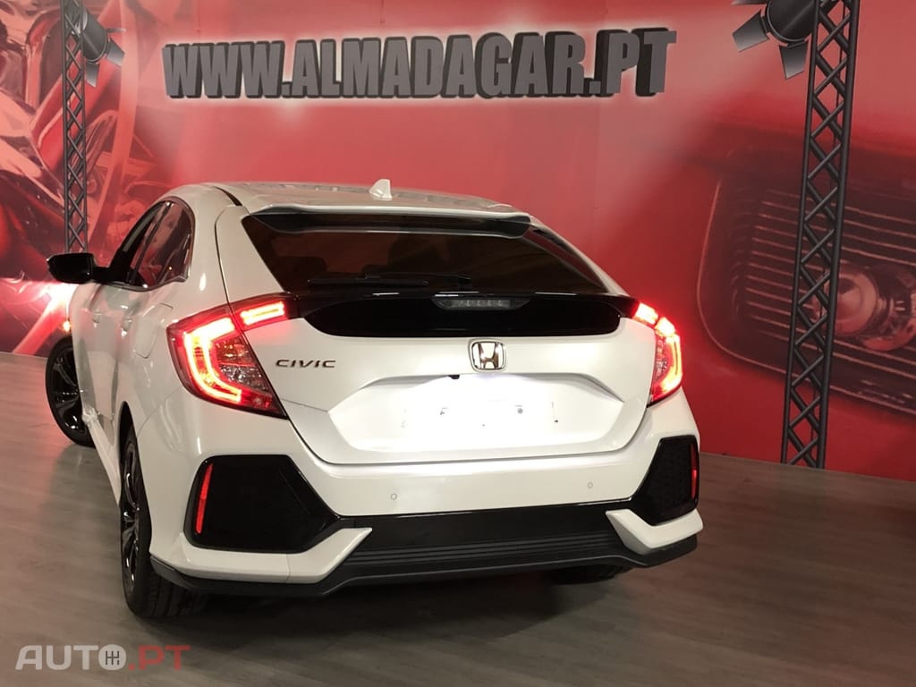 Honda Civic 1.0 i-VTEC Executive Premium