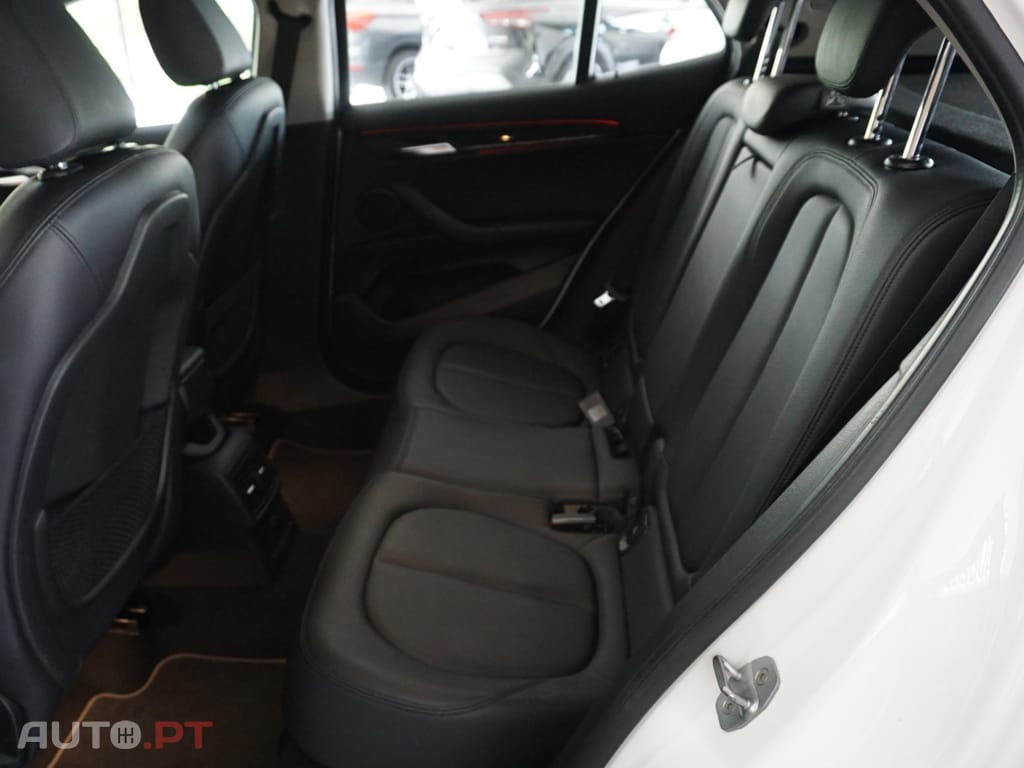 BMW X2 sDrive18d Aut. Advantage Plus