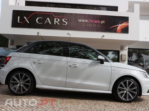 Audi A1 1.0 TFSI S-line