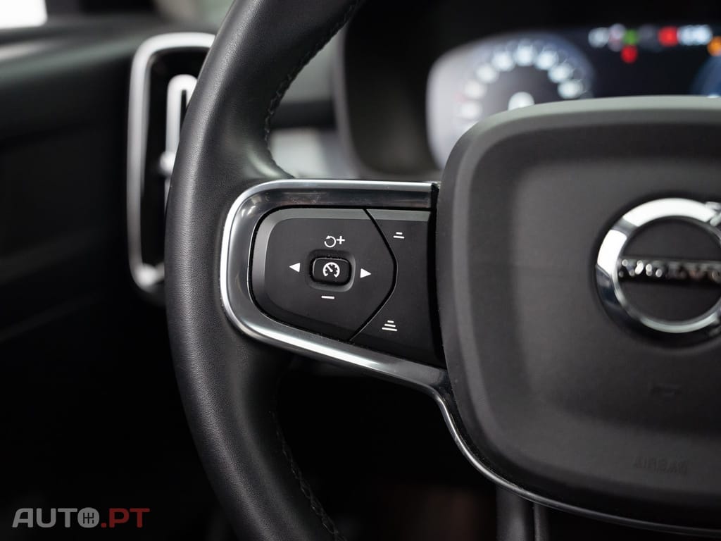 Volvo XC40 1.5 T5 PHEV Inscription Expression