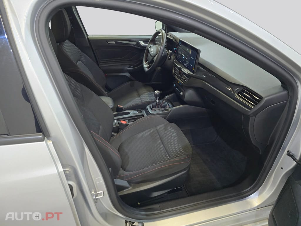 Ford Focus 1.0 EcoBoost Mild-Hybrid ST-Line