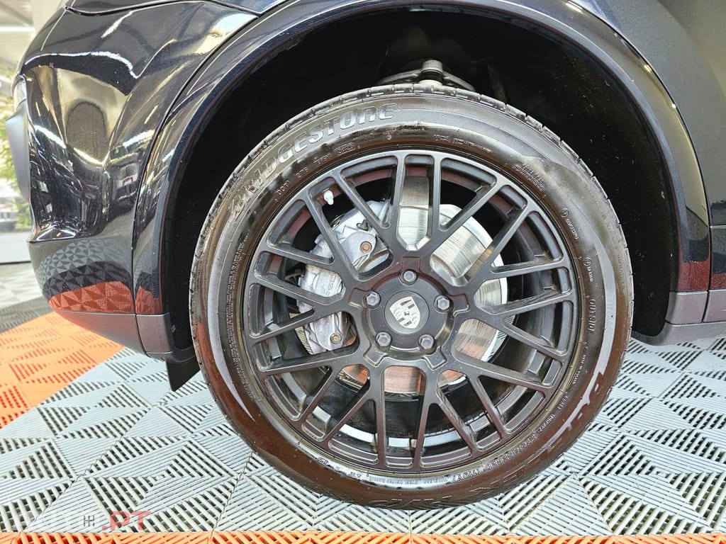 Porsche Cayenne S Tiptronic