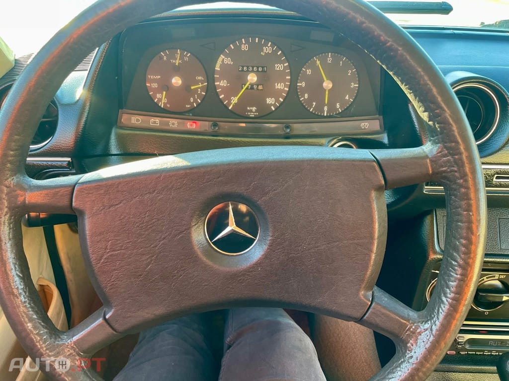 Mercedes-Benz 200 Classico