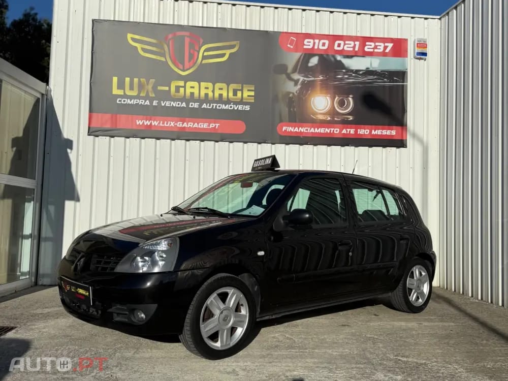 Renault Clio 1.2 16V SE Storia