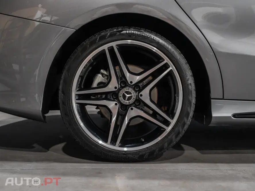 Mercedes-Benz CLA 220 d Shooting Brake AMG Line Aut.