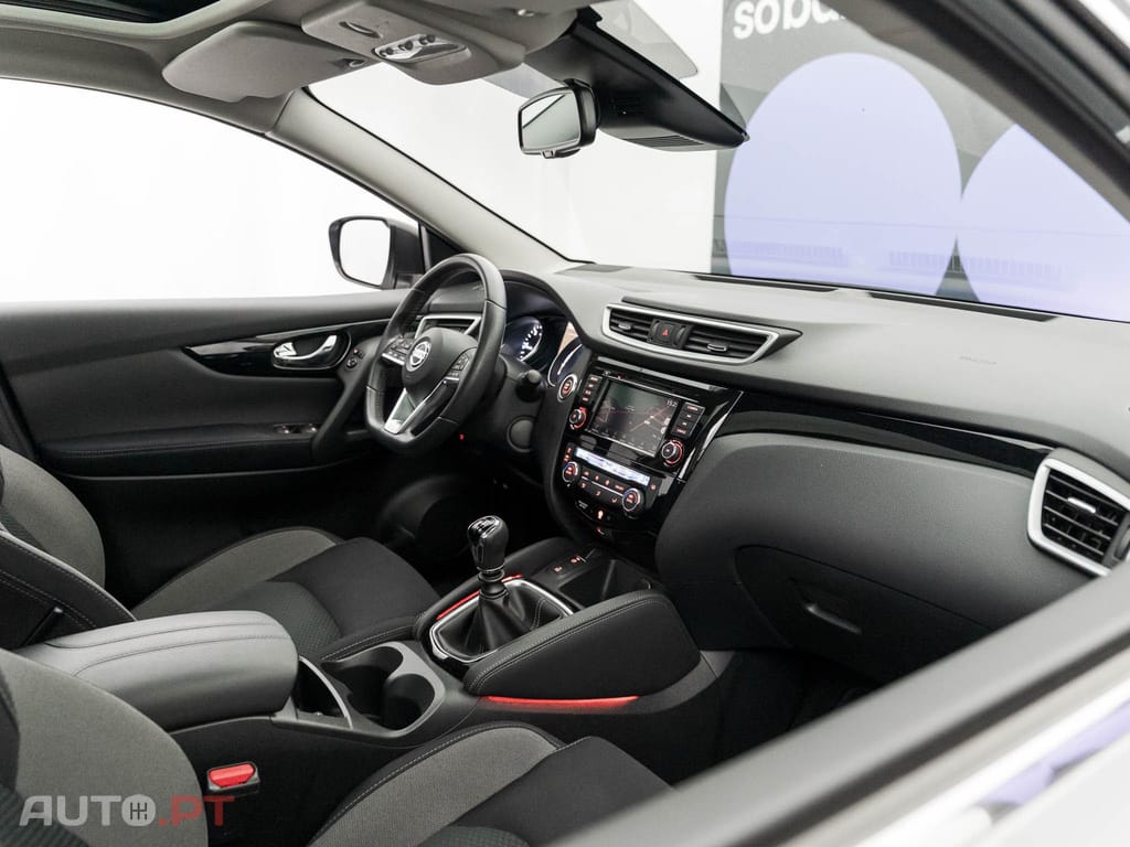 Nissan Qashqai 1.5 dCi N-Connecta