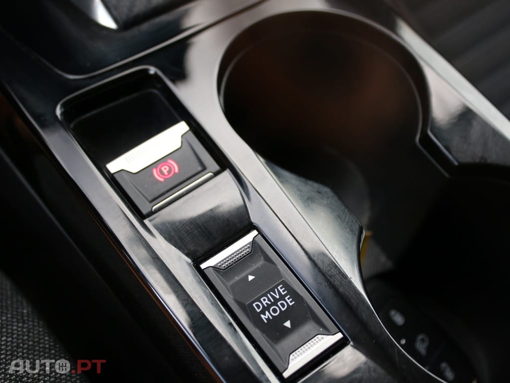 Peugeot E-208 50 kWh Allure