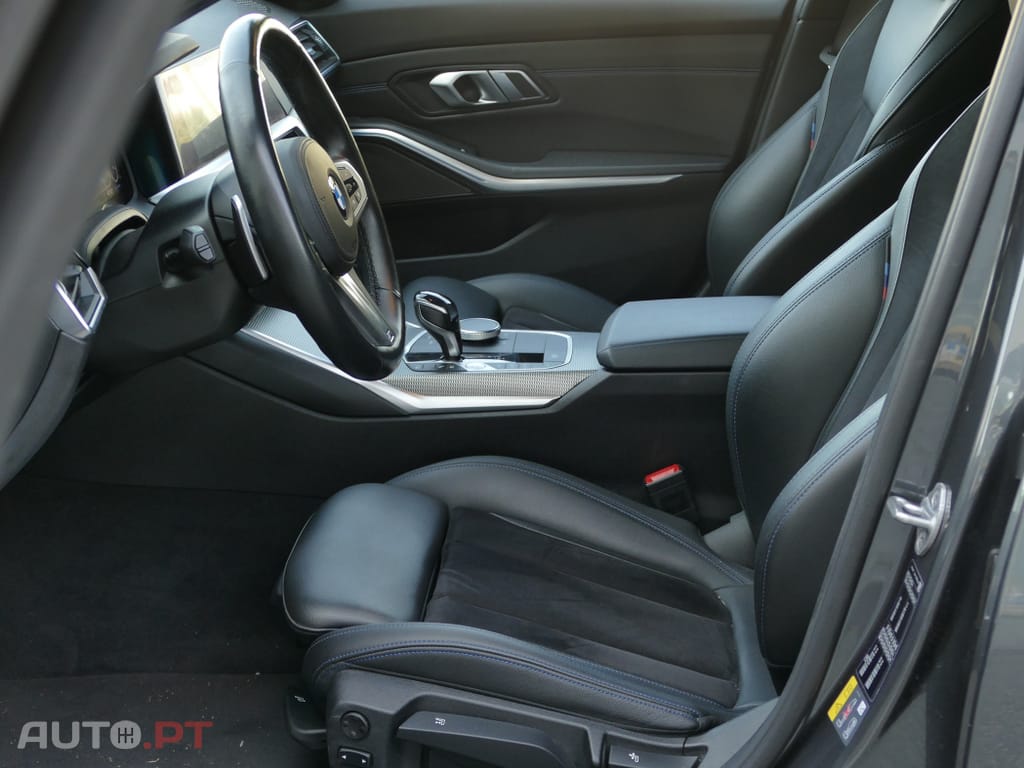 BMW 330 e Touring Pack M Auto