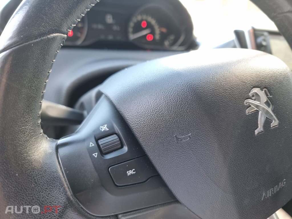 Peugeot 208 1.2 PureTech Active