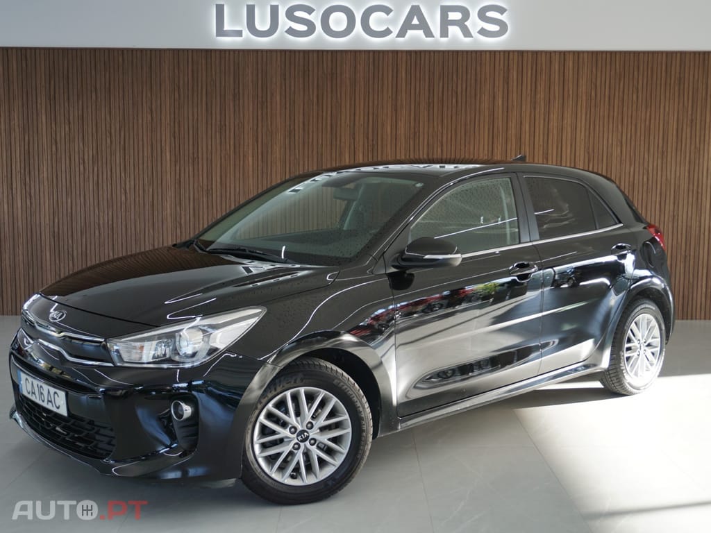 Kia Rio 1.0 T-GDI 100 Dream-Team Edition