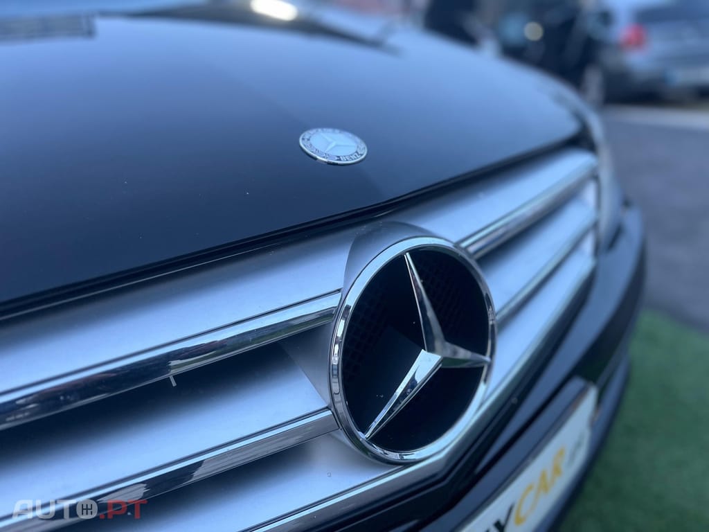 Mercedes-Benz C 220 blue efficient