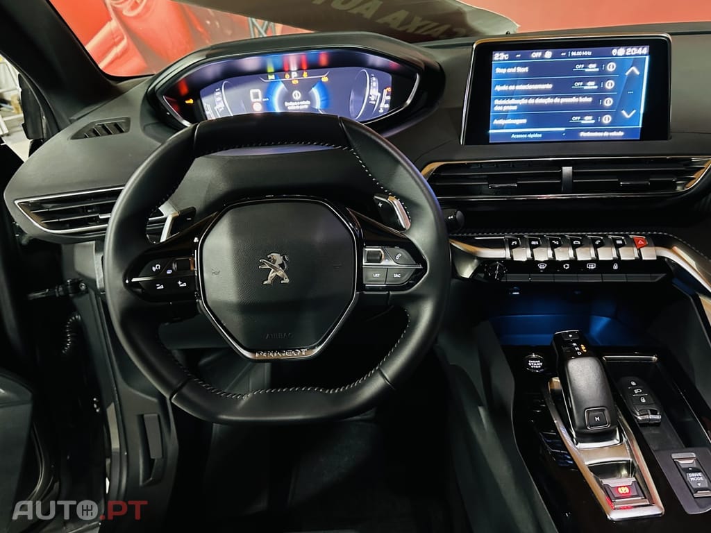 Peugeot 3008 1.2 PureTech Allure EAT8