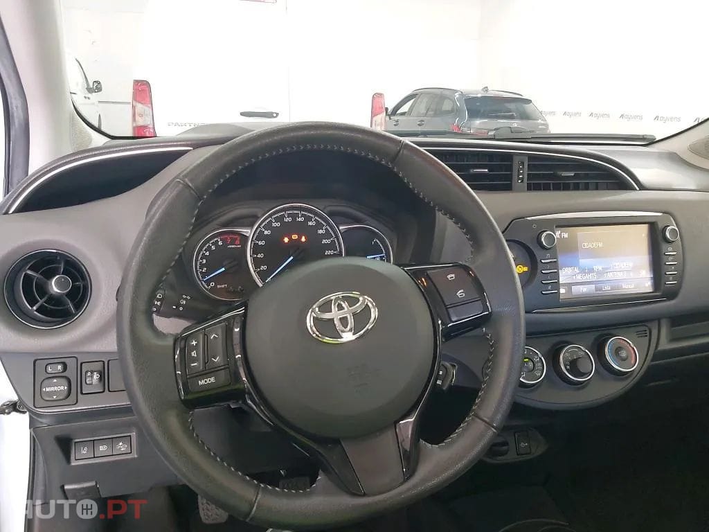 Toyota Yaris 1.0 VVT-i Comfort