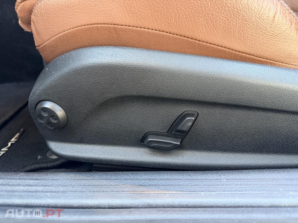 Mercedes-Benz C 250 9G-TRONIC AMG Line