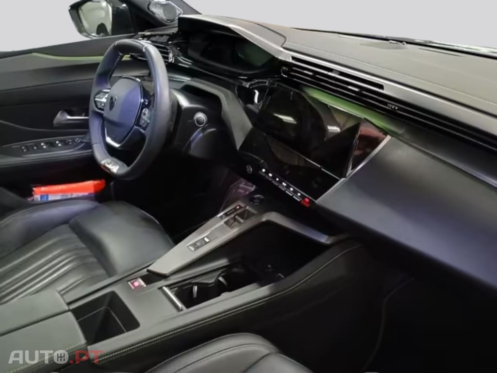 Peugeot 408 GT 130cv  EAT8