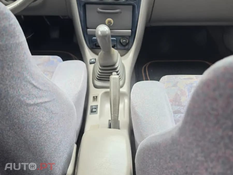 Toyota Corolla Liftback 1.3 Luna AC