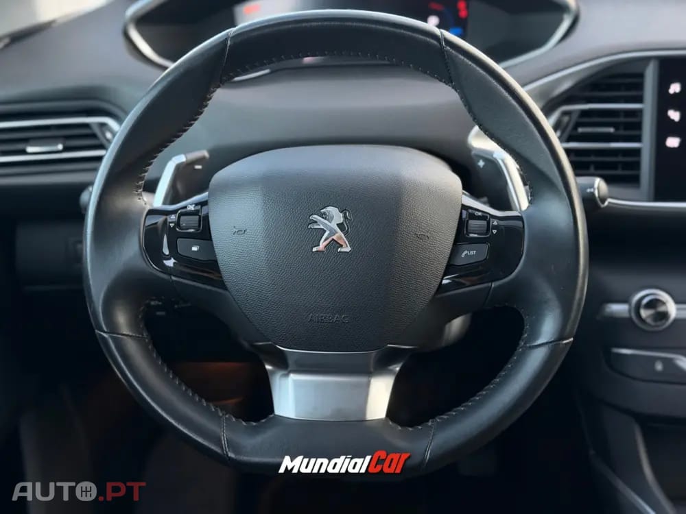 Peugeot 308 1.2 PureTech Allure EAT8