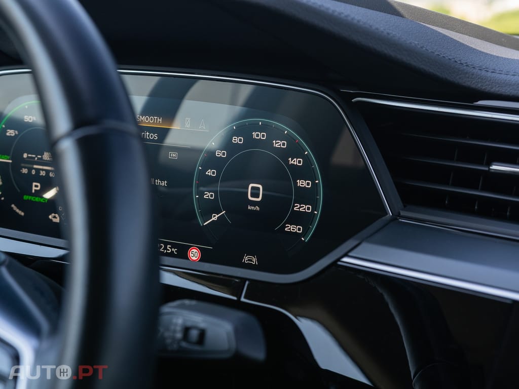 Audi Q8 E-Tron 55 quattro Advanced