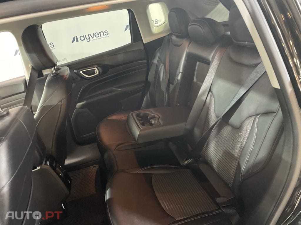 Jeep Compass 1.3 TG Limited