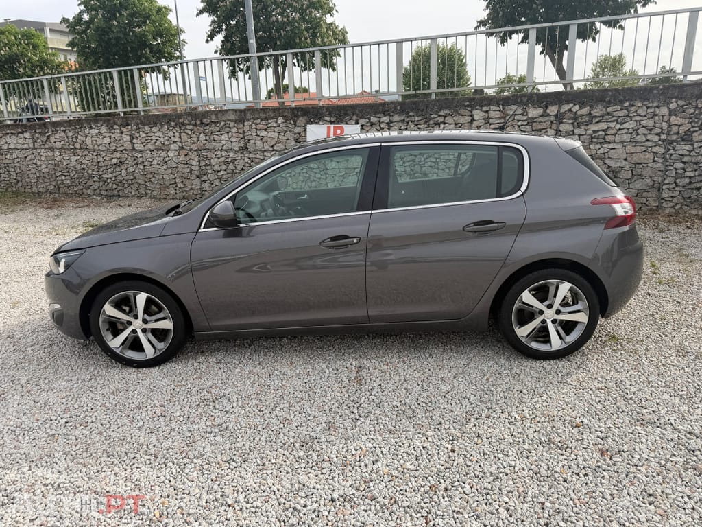 Peugeot 308 1.6 BlueHDi Allure J17