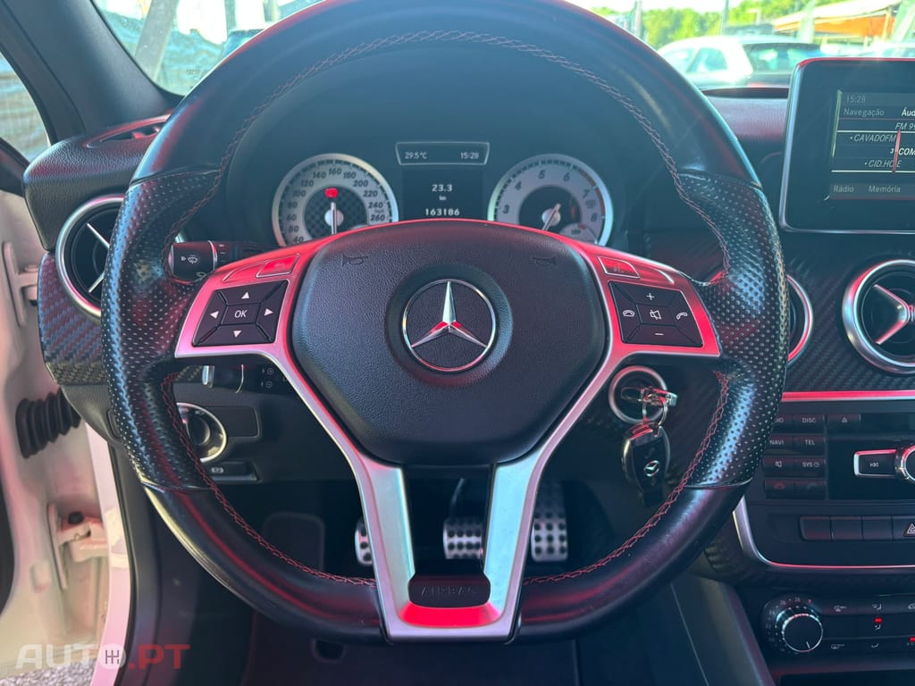 Mercedes-Benz A 180 BlueEfficiency Amg Line