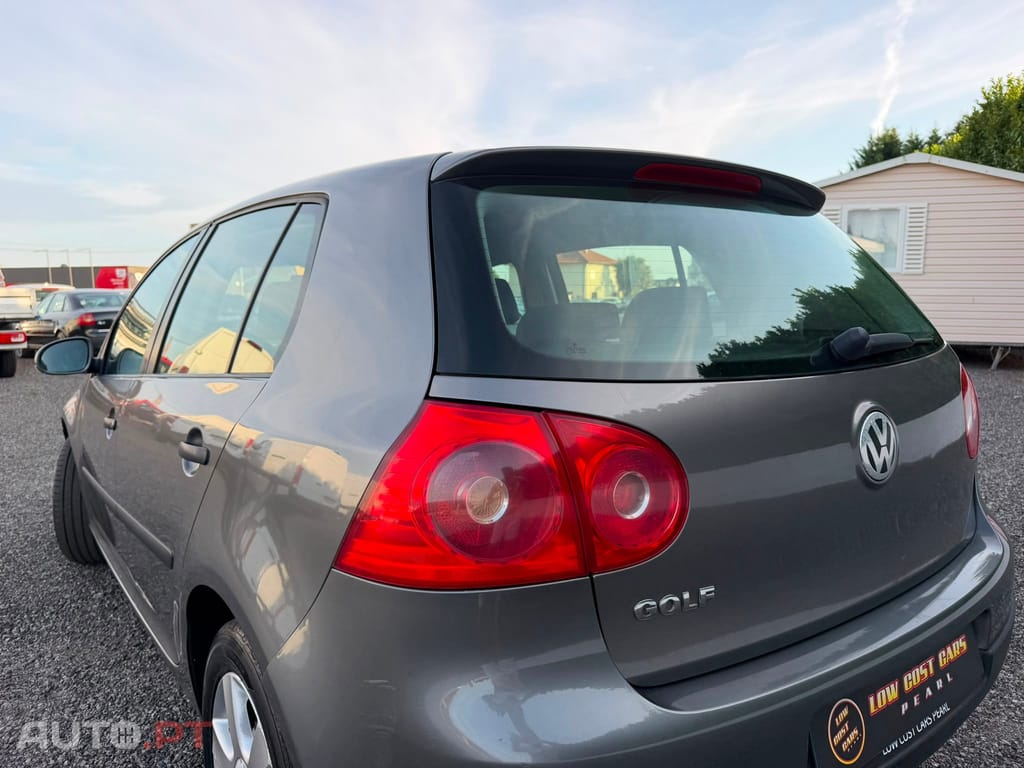 Volkswagen Golf 1.4i Confortline