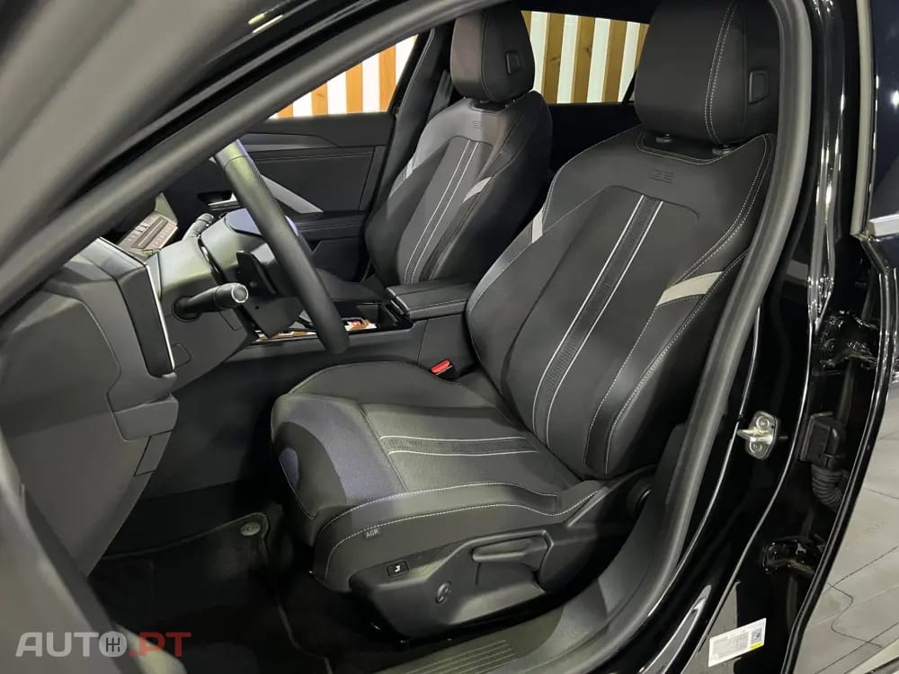 Opel Astra Sports Tourer 1.2 T Hybrid GS eDCT