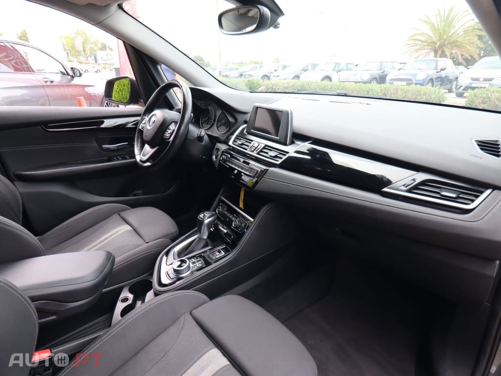 BMW 225 Advantage