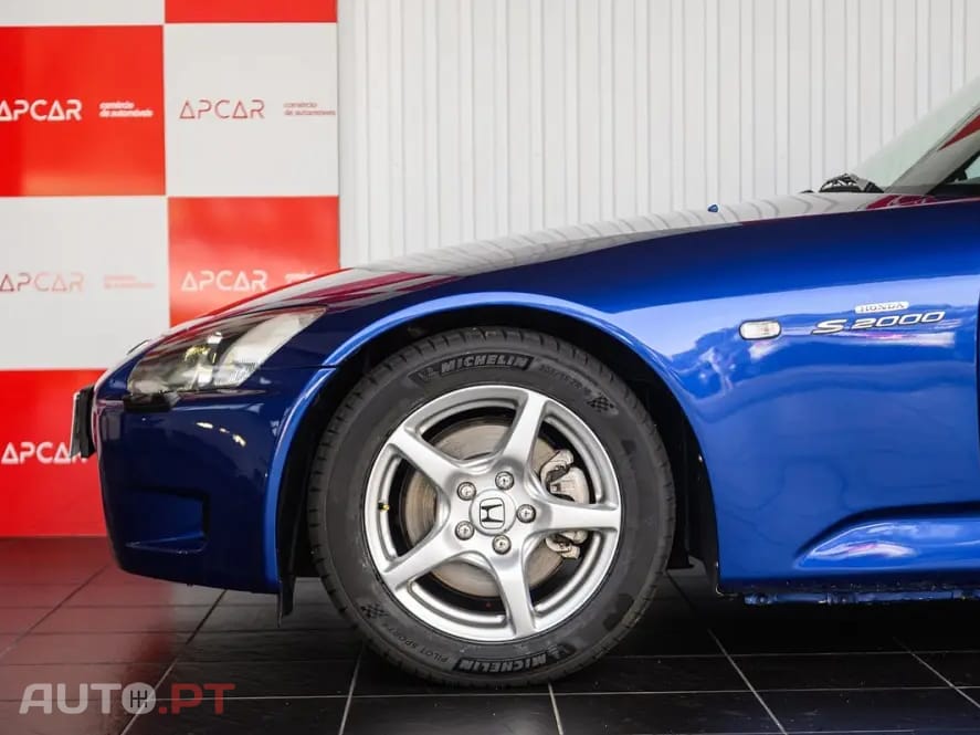 Honda S2000 Standard