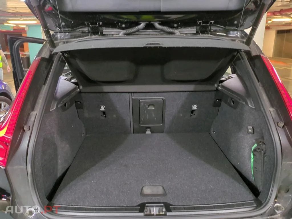 Volvo XC40 1.5 T5 PHEV Inscription Expression