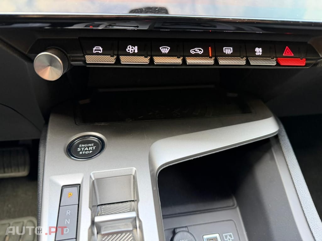 Peugeot 408 MHEV Allure