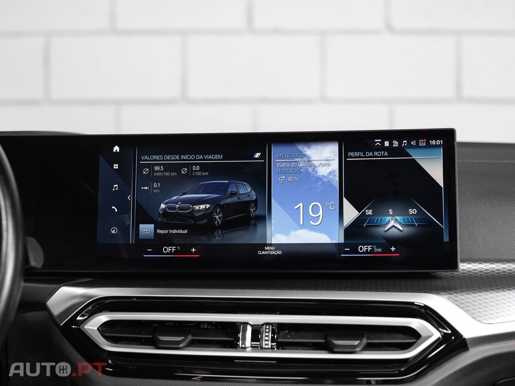 BMW 330 e Touring Pack M Auto