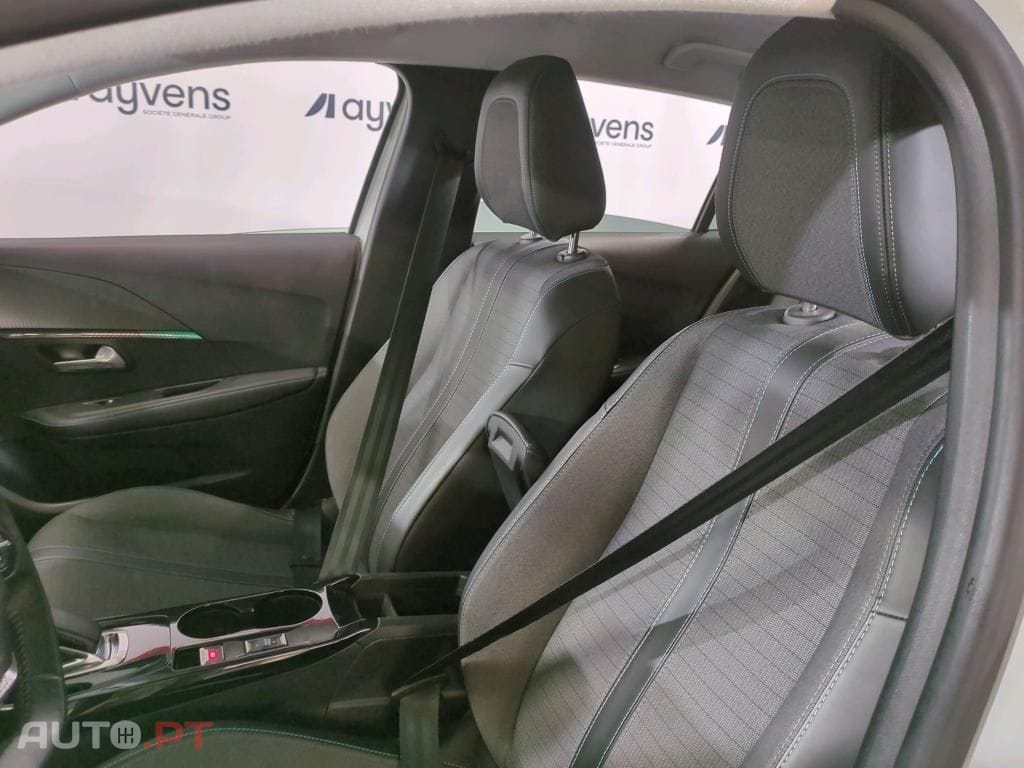 Peugeot E-208 50 kWh Allure