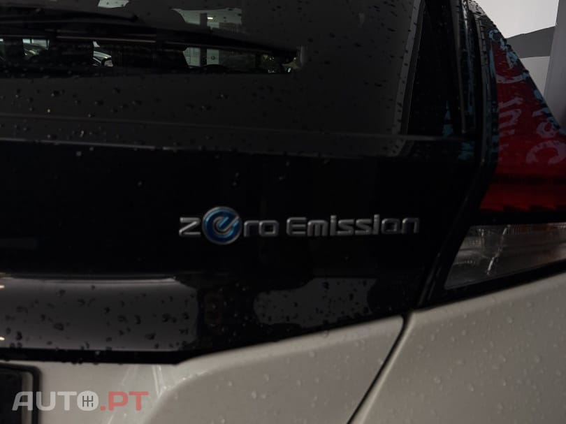 Nissan Leaf Tekna ProPilot Park
