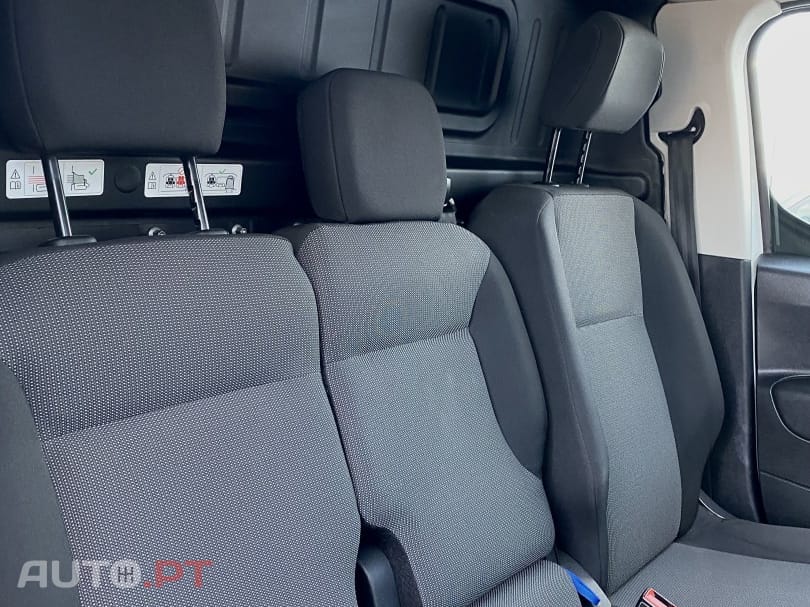 Opel Combo 3-lugares
