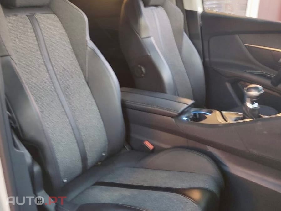 Peugeot 3008 1.5 BlueHDi Allure
