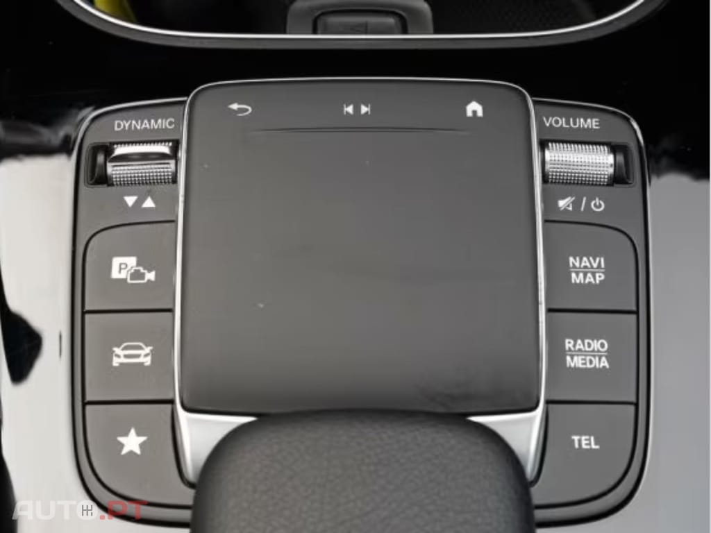 Mercedes-Benz A 250 I.V.A DEDUTIVEL e AMG