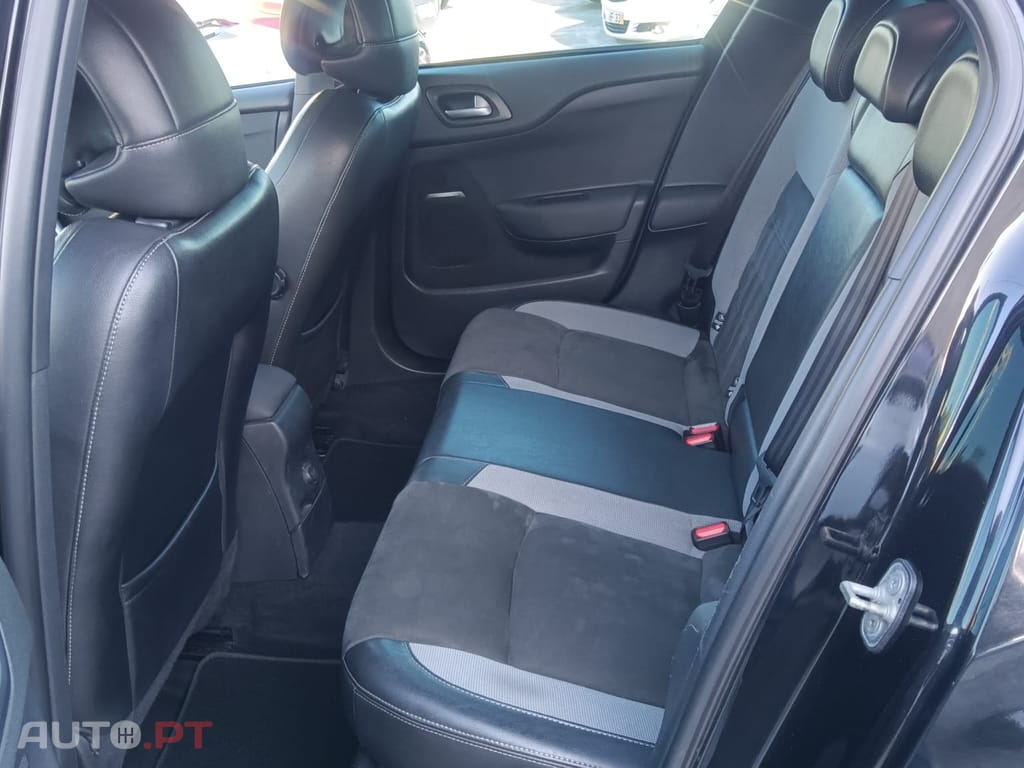DS DS4 Crossback 1.6 BlueHDi So Chic J18 EAT6