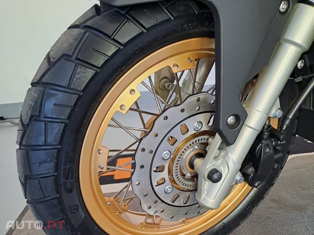 Mitt 125 EXTREME