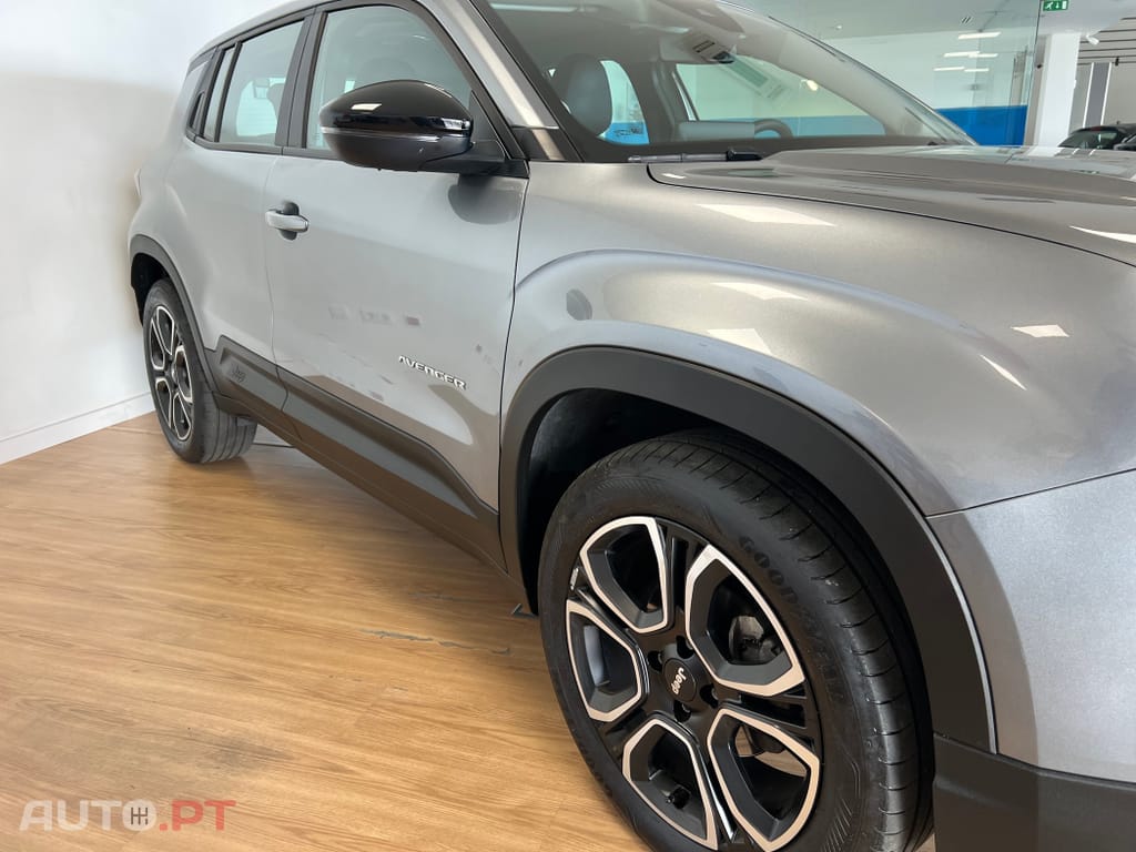 Jeep Avenger 1.2 GSE T3 Altitude