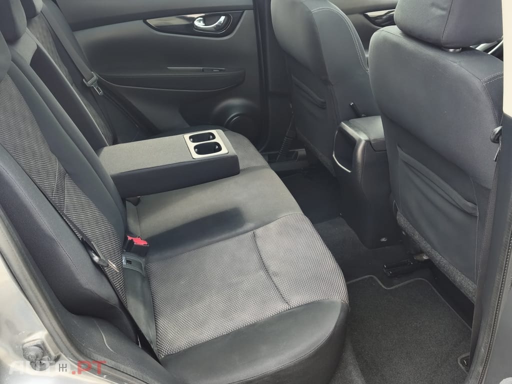 Nissan Qashqai 1.5 dCi N-Connecta