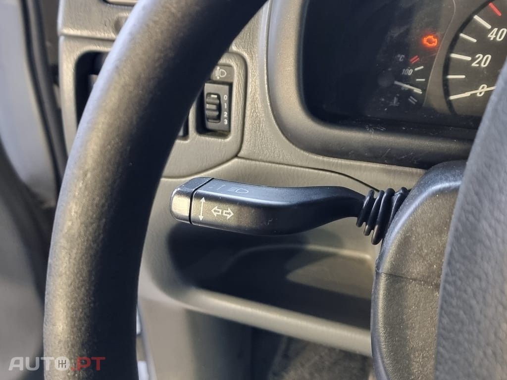 Opel Agila 1.0 12V