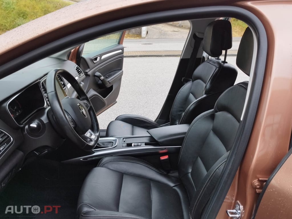 Renault Mégane 1.5 Blue dCi Bose Edition EDC