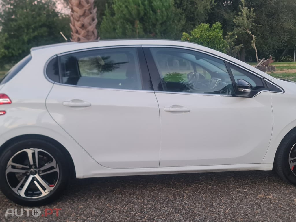 Peugeot 208 1.4 HDi Allure