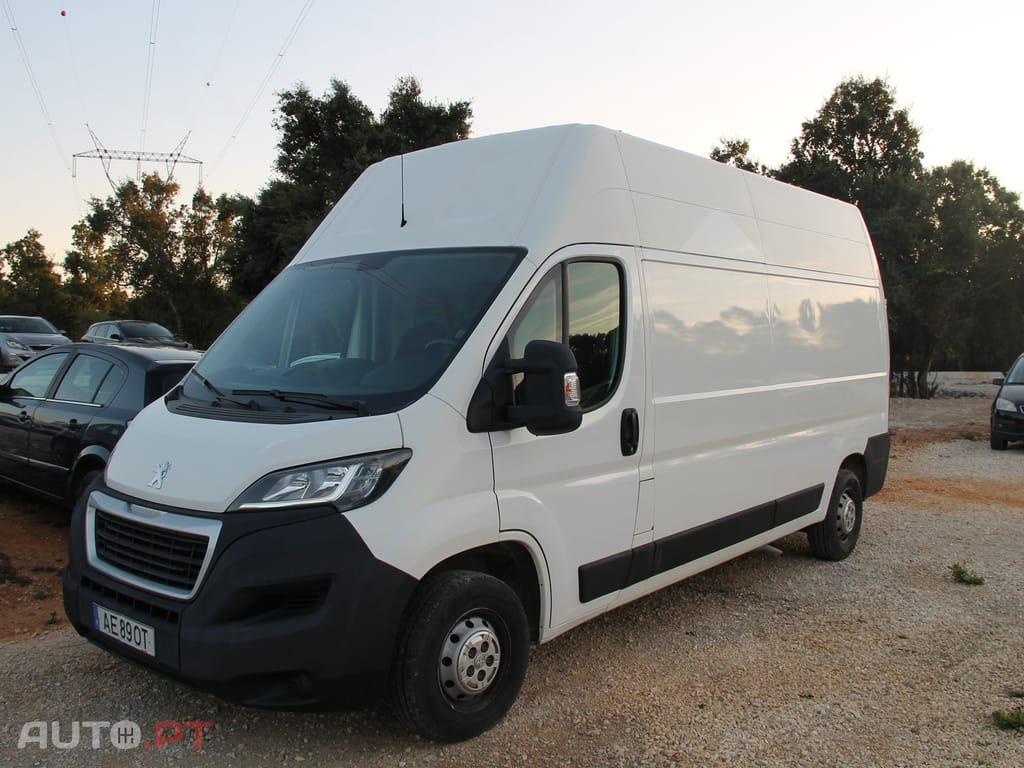 Peugeot Boxer 2.2 BlueHDi 330 L1H1